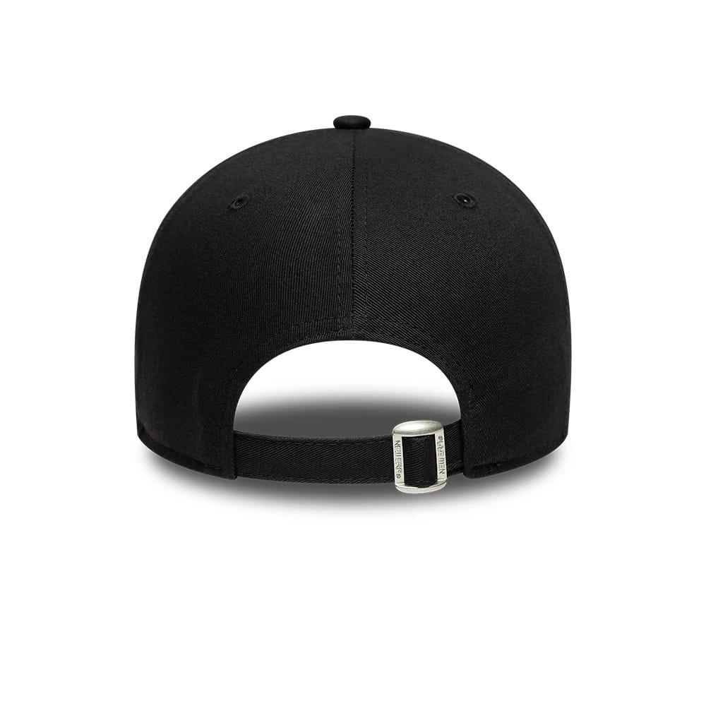Pictured is this NBA Outline LA Lakers 9FORTY cap in black. 4