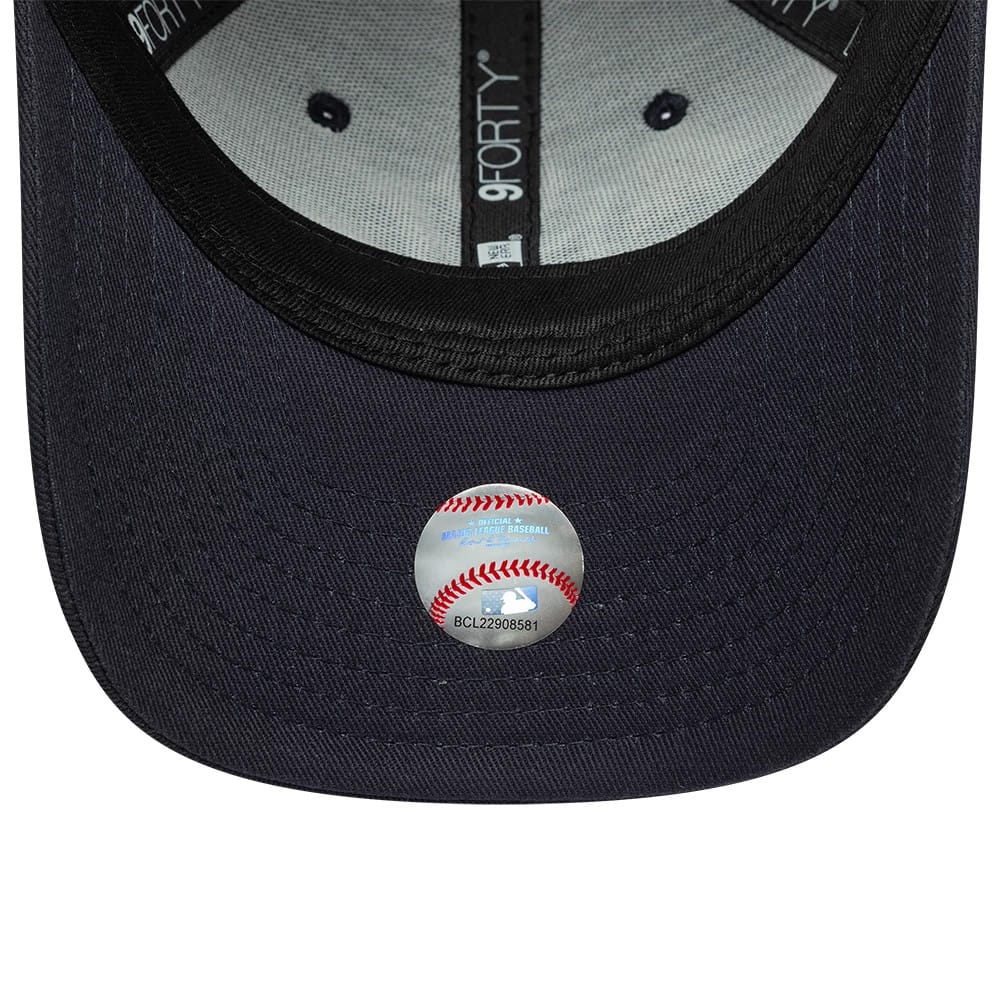 Pictured is this Child MLB Food Icon New York Yankees 9FORTY cap in navy. 5