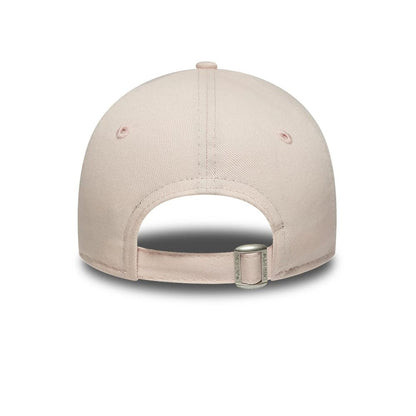 Pictured is this Child MLB Food Icon New York Yankees 9FORTY cap in pastel pink. 4