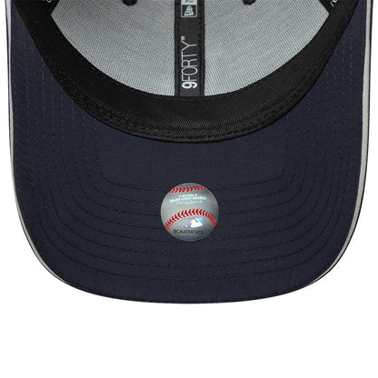 Pictured is this MLB Recycled LA Dodgers 9FORTY cap in navy. 5