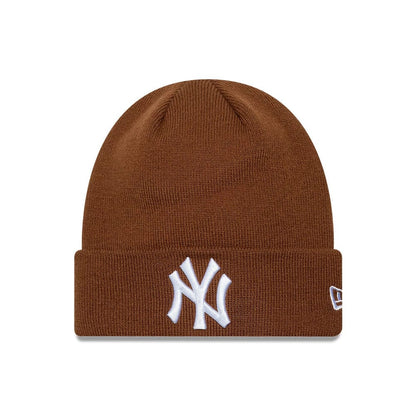 Pictured is this MLB League Essential New York Yankees Cuff Knit Beanie hat in brown. 1