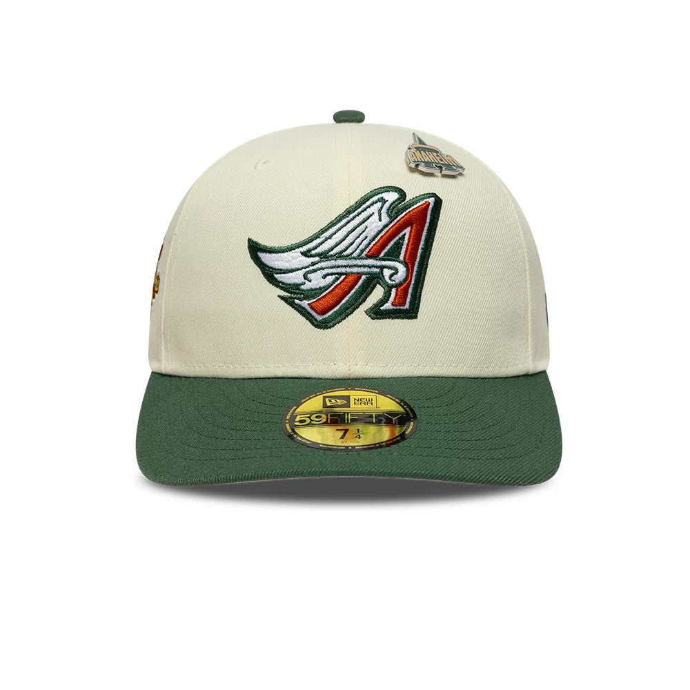 Pictured is this MLB Pin LA Angels 59FIFTY Fitted cap in cream & dark green. 3