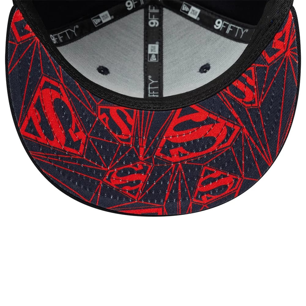 Pictured is this Youth DC Piping Superman 9FIFTY Snapback cap in blue. 2