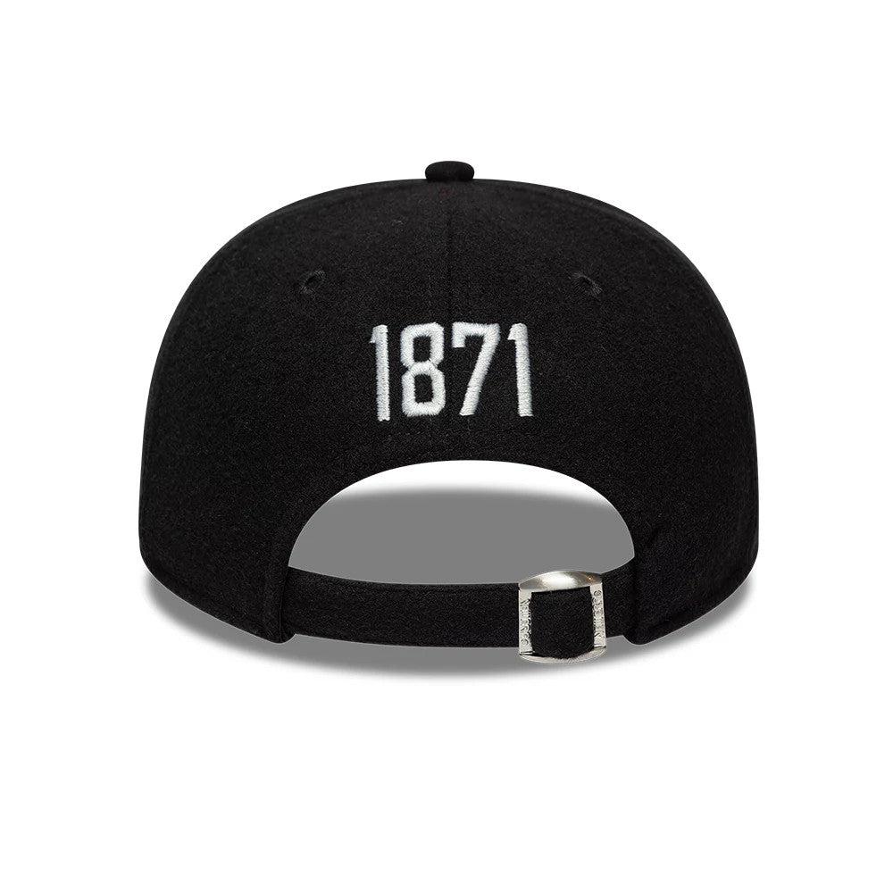 Pictured is this MLB Heritage Atlanta Braves Retro Crown 9FIFTY cap in black. 5