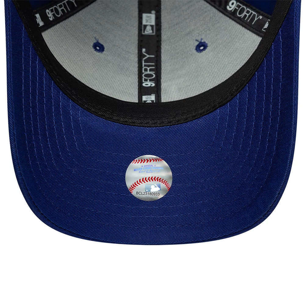 Pictured is this MLB Side Script LA Dodgers 9FORTY M-Crown cap in dark blue. 6