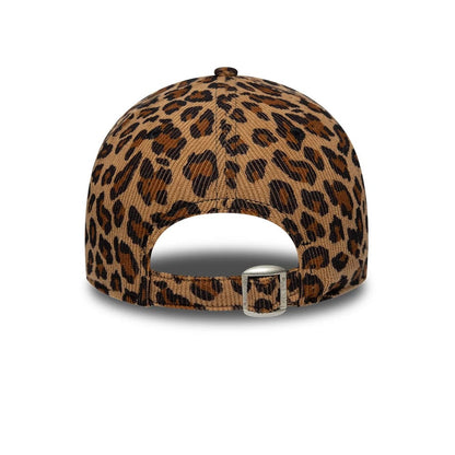 Pictured is this Youth MLB Leopard Cord New York Yankees 9FORTY cap in beige. 4