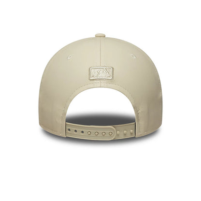 Pictured is this Womens MLB Diamante PU LA Dodgers 9FORTY M-Crown cap in cream. 4