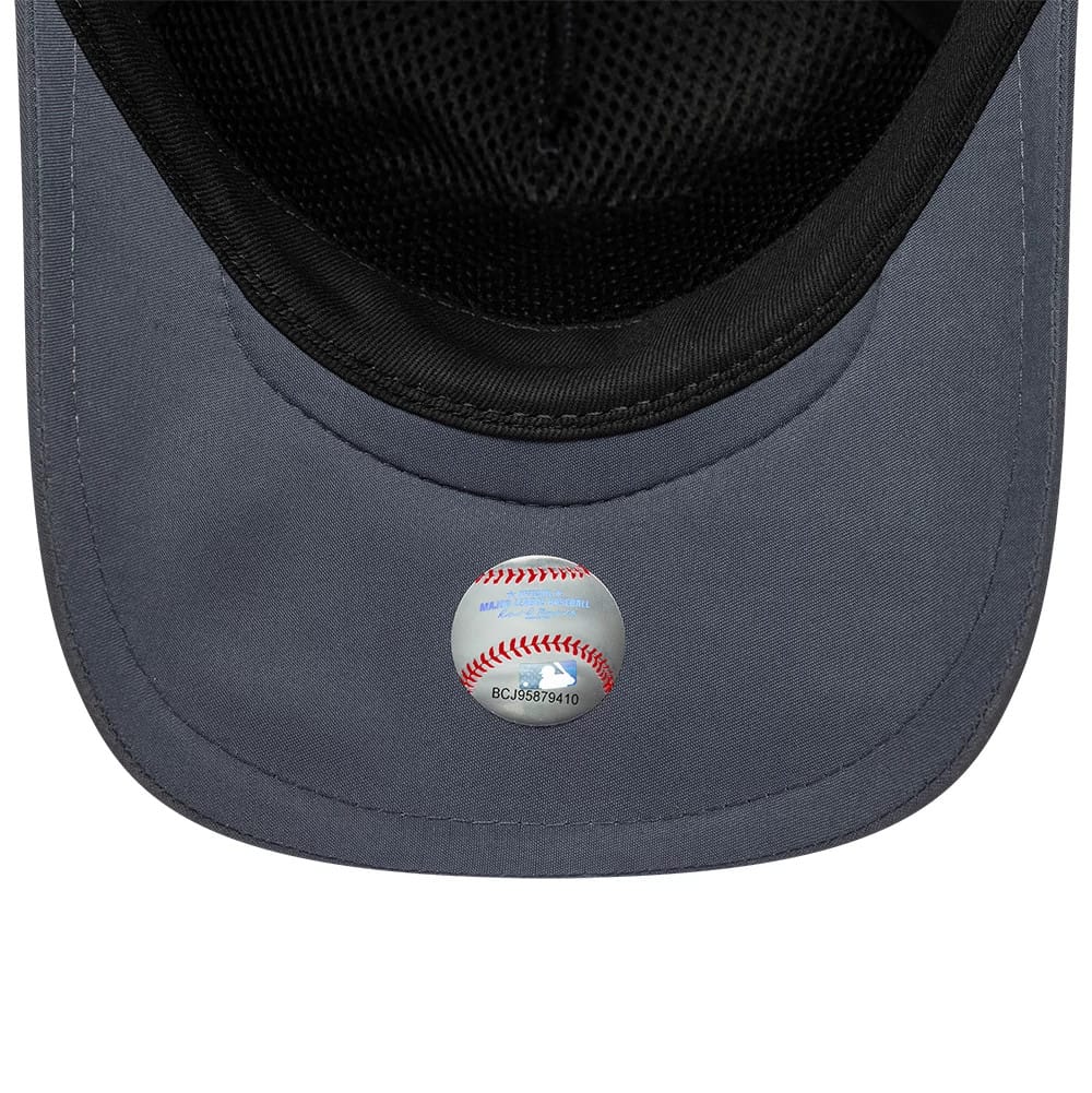 Pictured is this MLB Graphic LA Dodgers 9FORTY Apex cap in grey. 5
