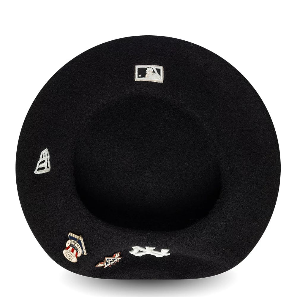 Pictured is this MLB Cooperstown Pin New York Yankees Beret in black. 5