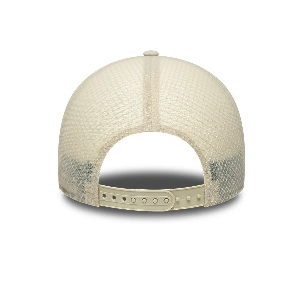 Pictured is this MLB Sporty Seattle Mariners 9FORTY Apex cap in cream. 4