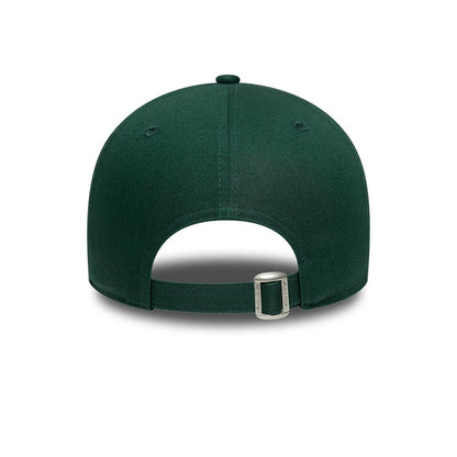 Pictured is this MLB Outdoor Icon New York Yankees 9FORTY cap in dark green. 4