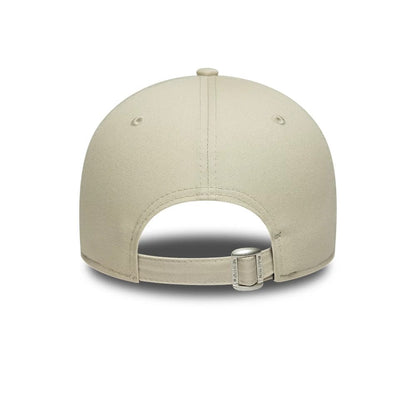 Pictured is this MLB League Essential New York Yankees 9FORTY cap in cream. 4