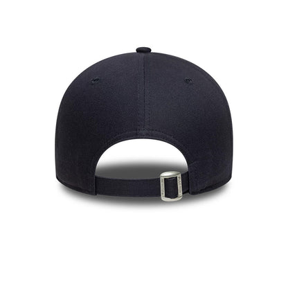 Pictured is this MLB Outdoor Icon New York Yankees 9FORTY cap in navy. 4