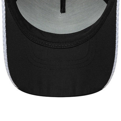 Pictured is this New Era Tech 9FORTY M-Crown A-Frame cap in black. 5