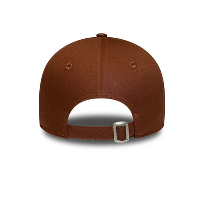 Pictured is this Womens MLB League Essential LA Dodgers 9FORTY cap in brown. 4