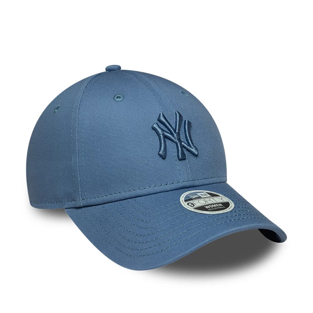 New York Yankees Womens MLB League Essential Blue New Era 9FORTY Adjustable Cap, front view showing the raised blue NY logo embroidered on the structured crown, a slightly curved blue visor, and the 9FORTY size sticker on the top of the visor.