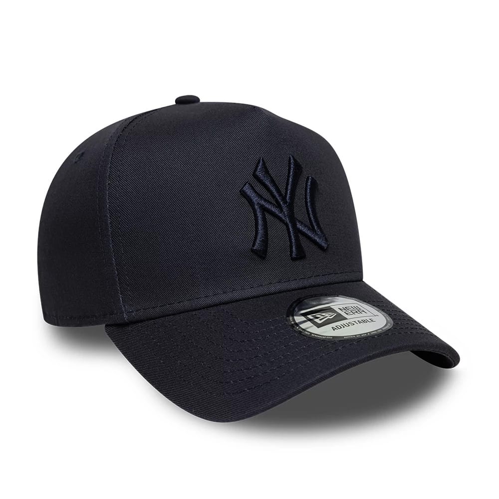 Pictured is this MLB League Essential New York Yankees 9FORTY A-Frame cap in navy. 3