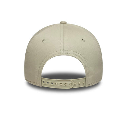 Pictured is this MLB League Essential New York Yankees 9FORTY E-Frame cap in cream. 4