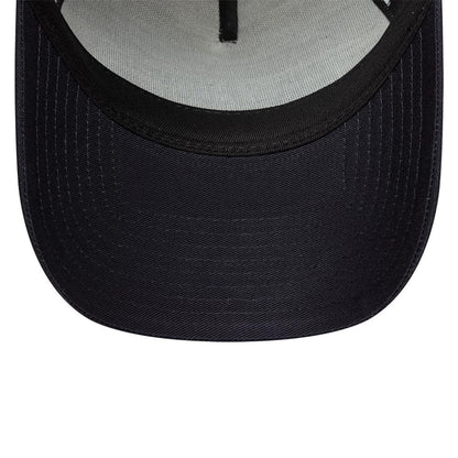 Pictured is this New Era Cali Licence Plate 9FORTY A-Frame Trucker cap in navy. 5