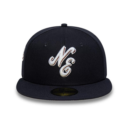 Pictured is this New Era Heritage Script 59FIFTY Fitted cap in navy. 4