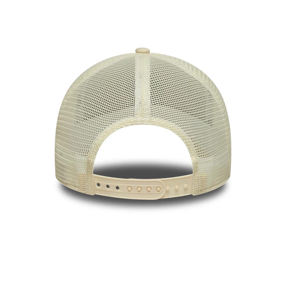 Pictured is this MLB Outline New York Yankees 9FORTY E-Frame Trucker cap in cream. 4
