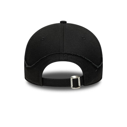 Pictured is this MLB Stitched New York Yankees 9FORTY cap in black. 4