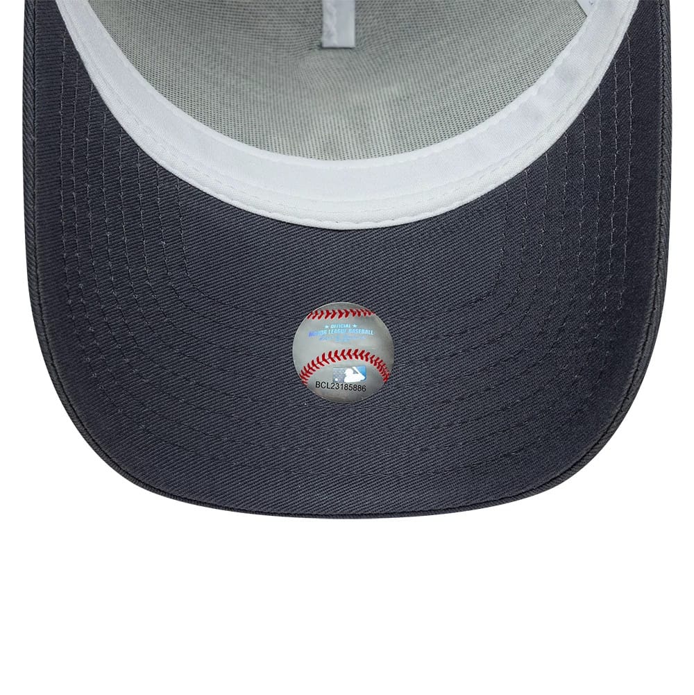 Pictured is this MLB League Essential LA Dodgers 9FORTY A-Frame Trucker cap in grey. 5