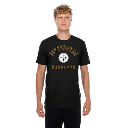 The model is wearing this NFL Sideline 2026 Pittsburgh Steelers T-Shirt in black. 1
