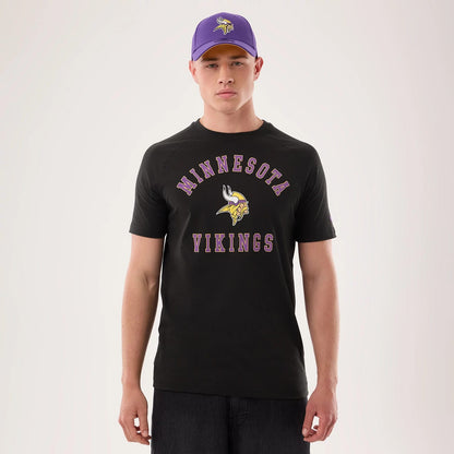 The model is wearing this NFL Sideline 2026 Minnesota Vikings T-Shirt in black. 1