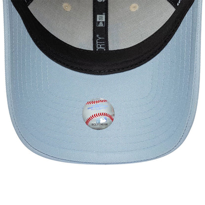 Pictured is this Womens MLB Floral LA Dodgers 9FORTY cap in Cream. 7