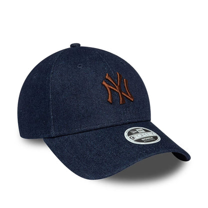 Pictured is this Womens MLB Denim New York Yankees 9FORTY Bowback cap in navy. 4