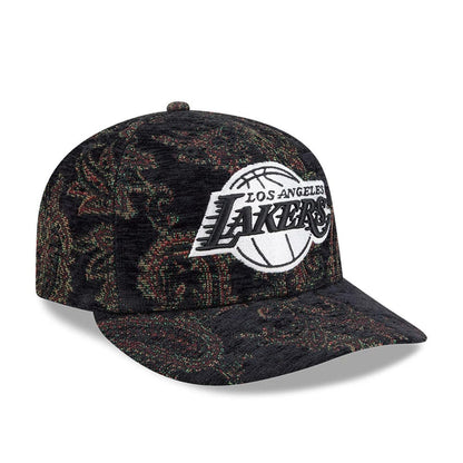 Pictured is this NBA Jacquard Chenille LA Lakers 59FIFTY Fitted cap in black. 4