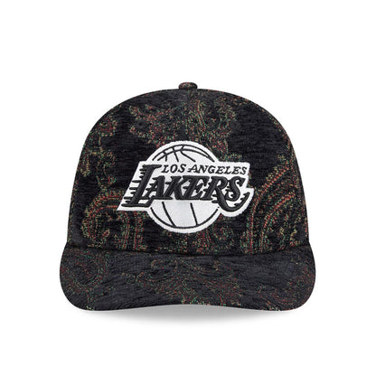 LA Lakers NBA Jacquard Chenille Black New Era 59FIFTY Fitted Cap, front view showing a large white and black embroidered Los Angeles Lakers logo on the centre of a textured black jacquard crown, with a matching patterned flat visor.