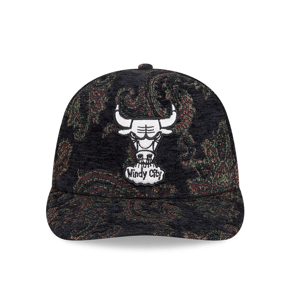 Pictured is this NBA Jacquard Chenille Chicago Bulls 59FIFTY Fitted cap in black. 3