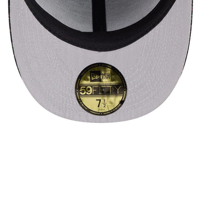 Pictured is this NBA Jacquard Chenille Chicago Bulls 59FIFTY Fitted cap in black. 2