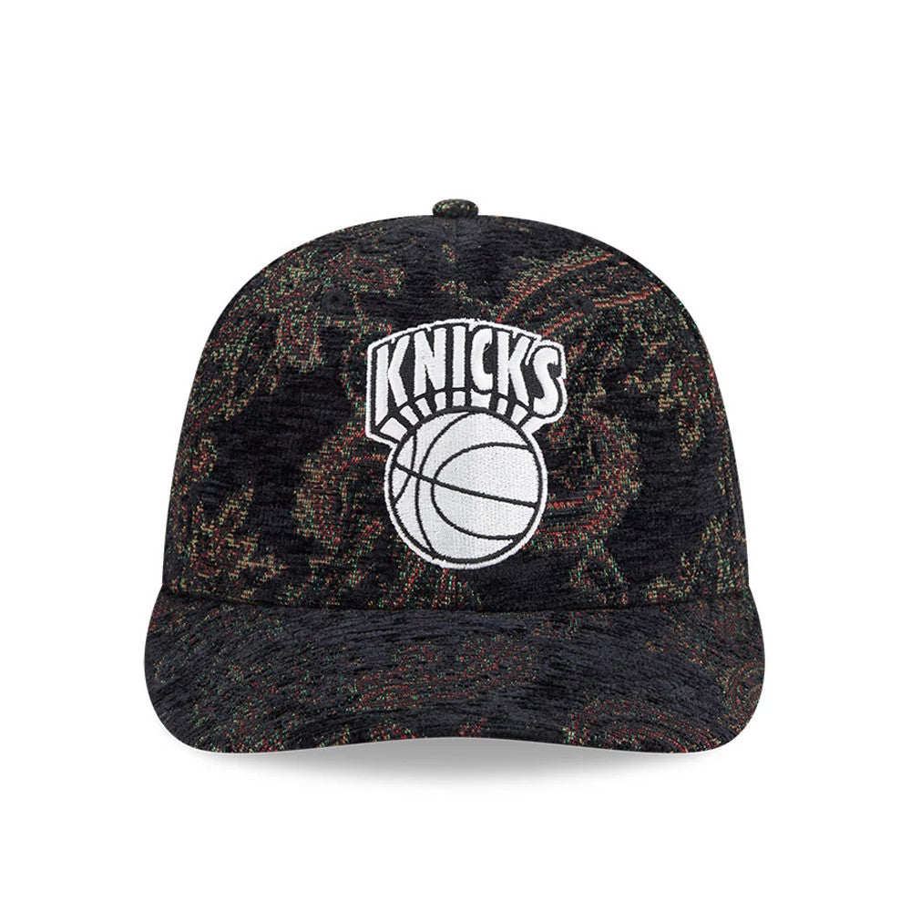 Pictured is this NBA Jacquard Chenille New York Knicks 59FIFTY Fitted cap in black. 3