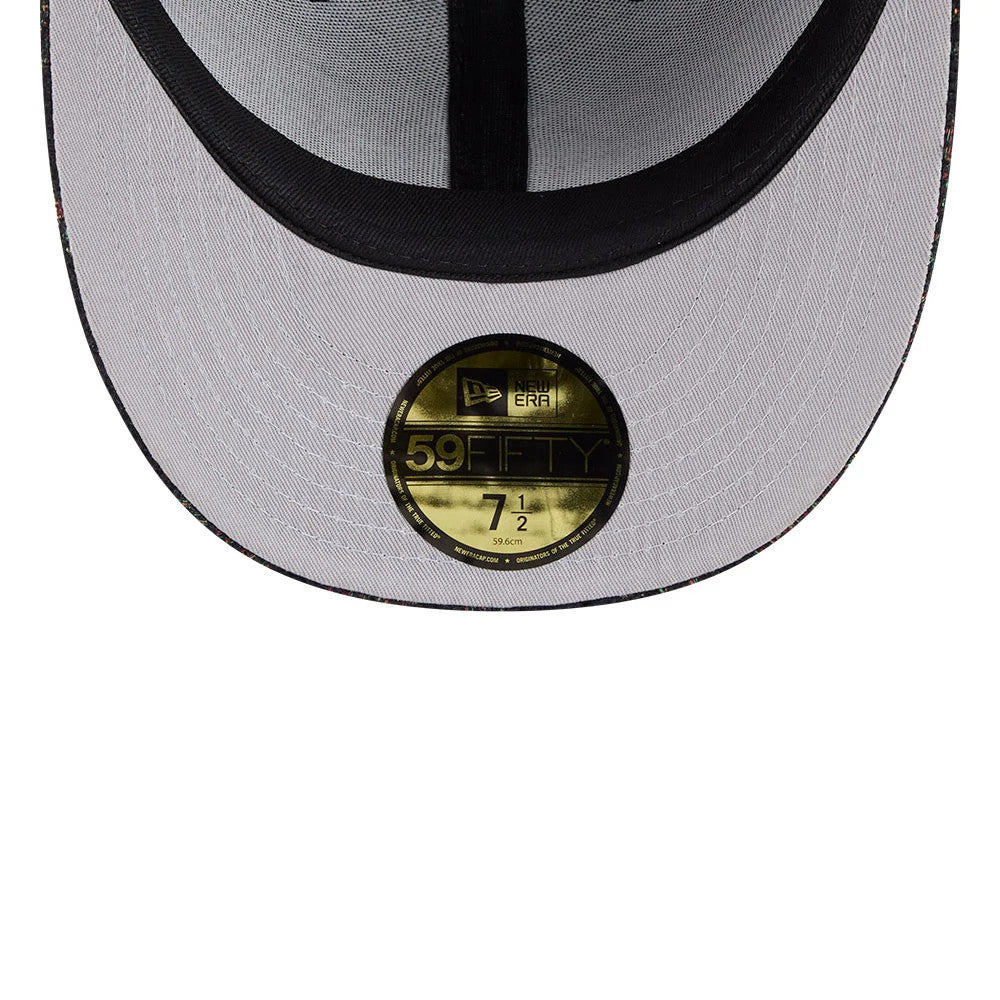 Pictured is this NBA Jacquard Chenille Philadelphia 76ers 59FIFTY Fitted cap in black. 2