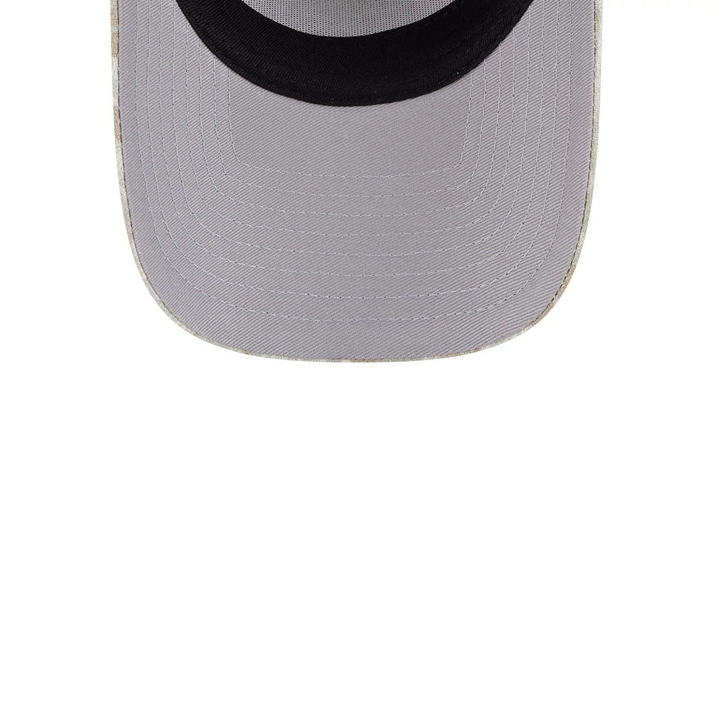 Pictured is this New Era Leafy Palm 59FORTY A-Frame Fitted cap in light beige. 2