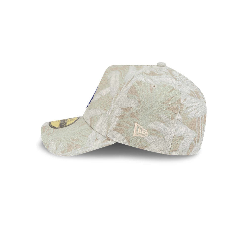 Pictured is this MLB Leafy Palm LA Dodgers 59FORTY A-Frame Fitted cap in light beige. 6