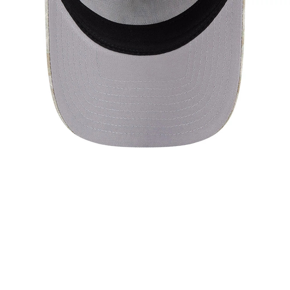 Pictured is this MLB Leafy Palm LA Dodgers 59FORTY A-Frame Fitted cap in light beige. 2