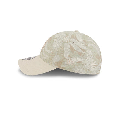 Pictured is this MLB Leafy Palm LA Dodgers 9TWENTY Adjustable cap in light beige. 5