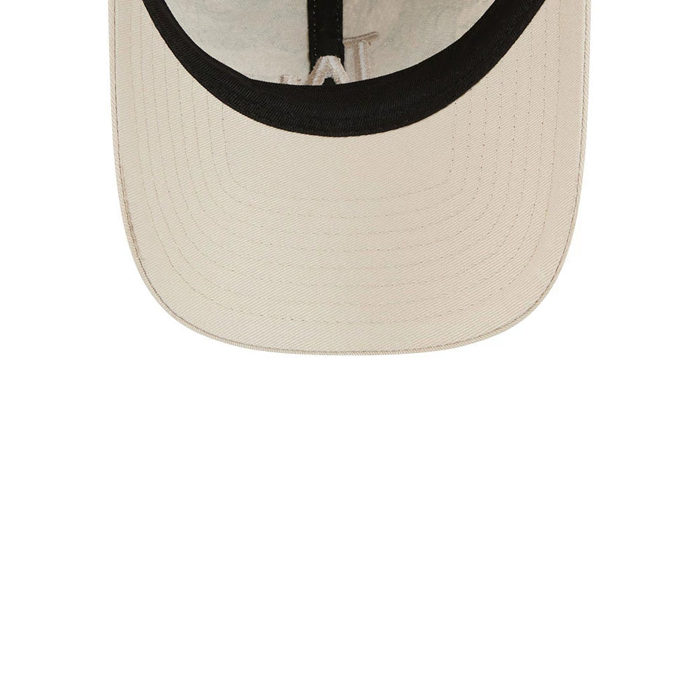 Pictured is this MLB Leafy Palm LA Dodgers 9TWENTY Adjustable cap in light beige. 7