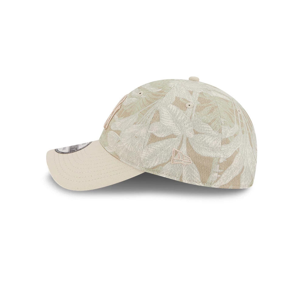 Pictured is this MLB Leafy Palm New York Yankees 9TWENTY Adjustable cap in light beige. 5