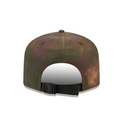 Pictured is this MLB Nylon Wash Dye New York Mets 19TWENTY Adjustable cap in open green. 4