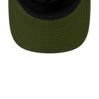 Pictured is this MLB Nylon Wash Dye New York Mets 19TWENTY Adjustable cap in open green. 7