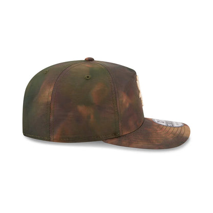 Pictured is this MLB Nylon Wash Dye Chicago White Sox 19TWENTY Adjustable cap in open green. 6