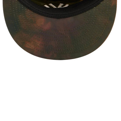 Pictured is this MLB Nylon Wash Dye New York Yankees Painter cap in open green. 7