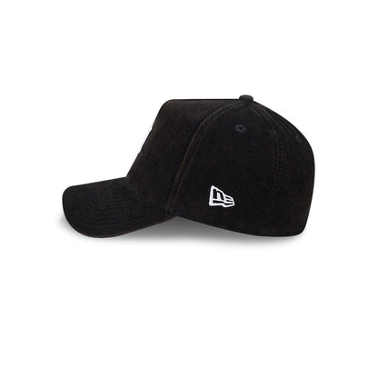 Pictured is this MLB Quickstrike Snow Wash Cord Detroit Tigers 59FORTY A-Frame Fitted cap in black. 5