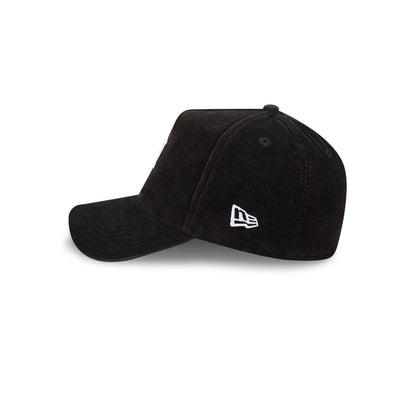 Pictured is this MLB Quickstrike Snow Wash Cord Detroit Tigers 59FORTY A-Frame Fitted cap in black. 5