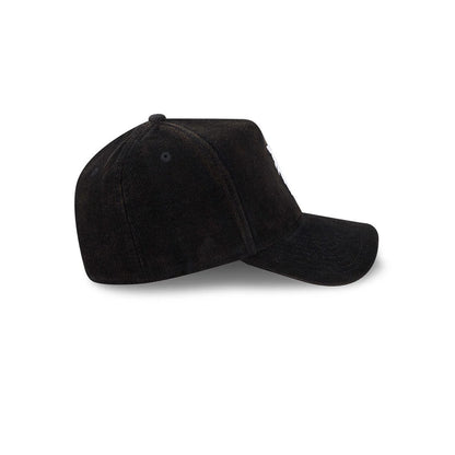 Pictured is this MLB Quickstrike Snow Wash Cord Detroit Tigers 59FORTY A-Frame Fitted cap in black. 6
